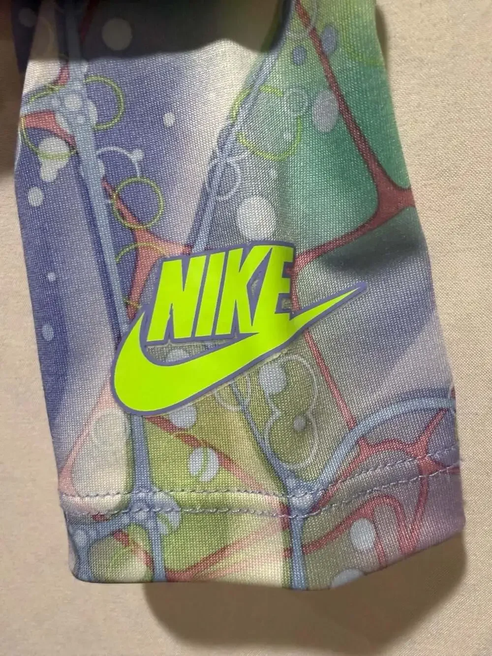 Nike Girls Long Sleeve Crewneck Sweatshirt and Leggings 2-Piece Set